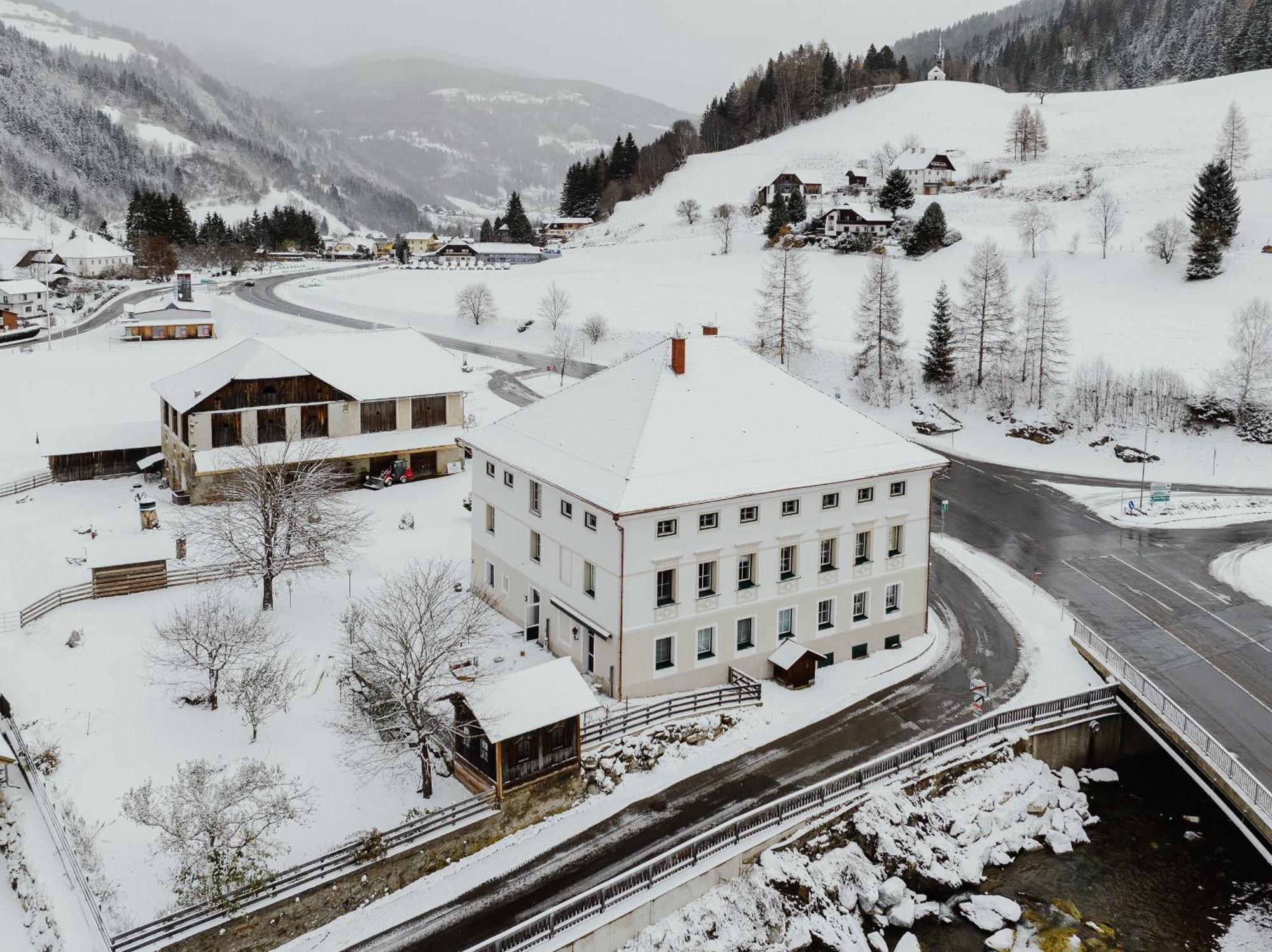 ホテル Ferien Beim Steiner Predlitz エクステリア 写真